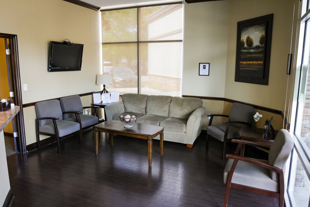 image of business Smile Design Dentistry - Lithia
