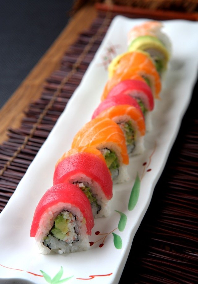Roll To Go Sushi