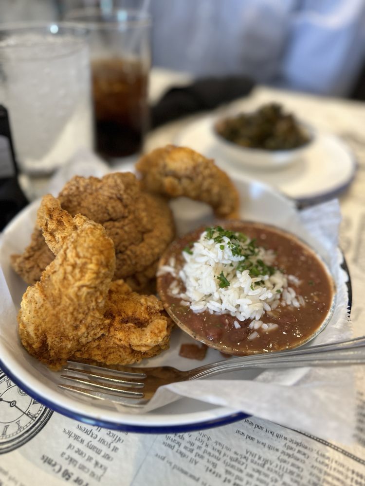 Gatlin's Fins & Feathers