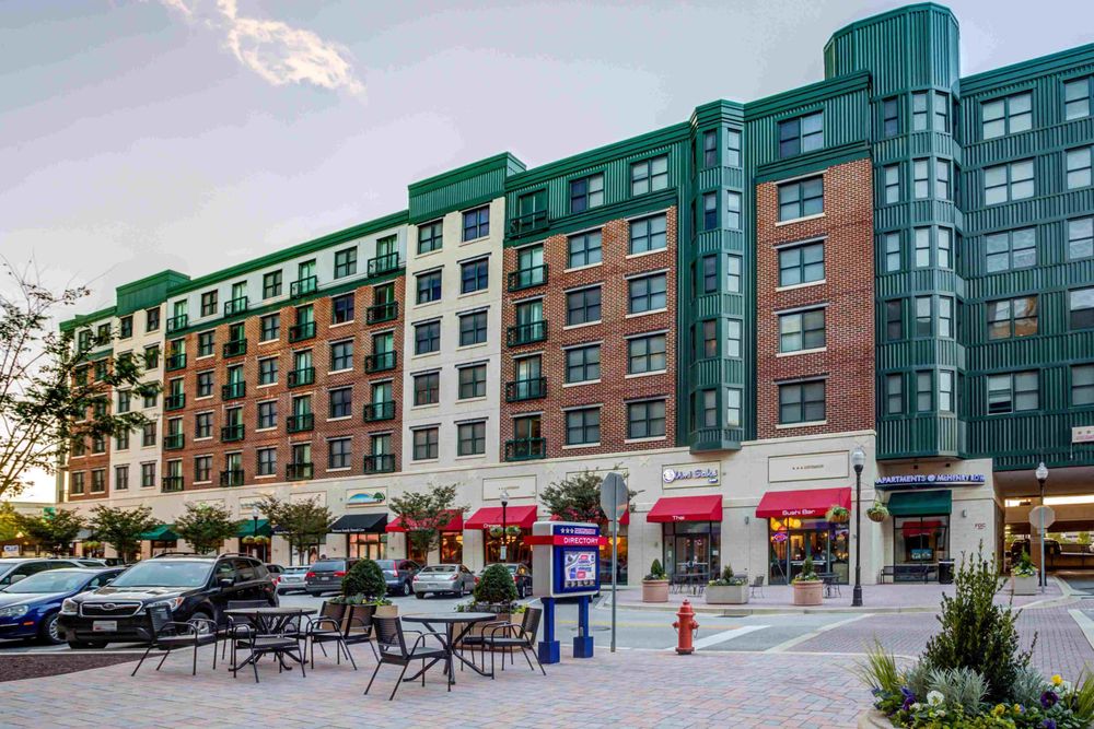 McHenry Row Apartments 27 Photos & 19 Reviews Apartments 1700