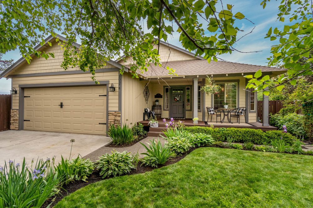 Lisa McCarthy - Fred Real Estate Group
