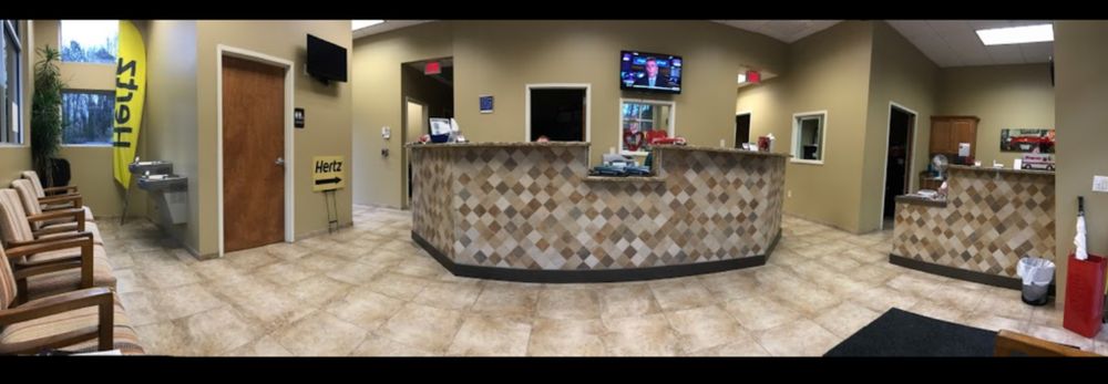 R J & G Collision & Automotive Repair