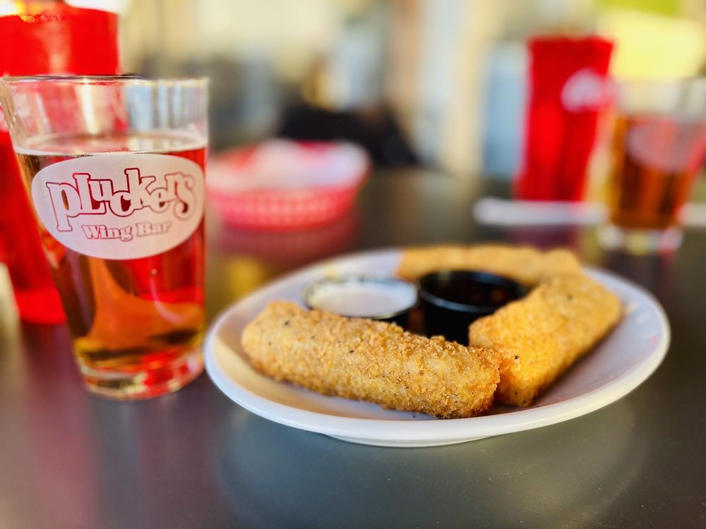 Pluckers Wing Bar - Landmark Pluckers Wing Bar - Landmark