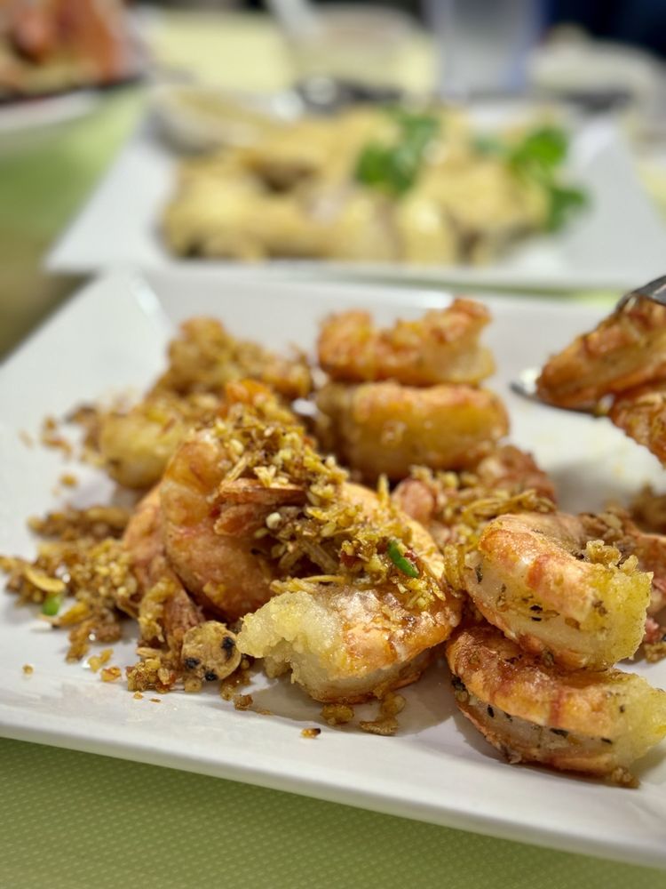 Paramount Chinese Seafood Restaurant