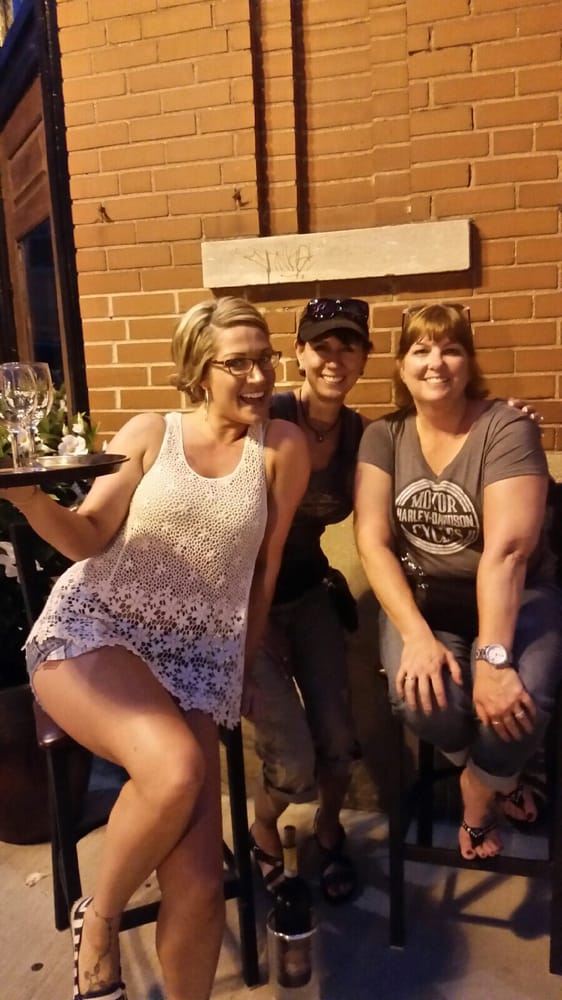 Main Street Wine Stoppe
