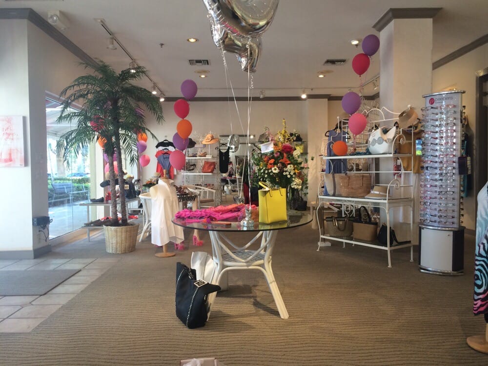 Pratt’s Shoe Salon of Florida Shoe Stores 4206 Gulf Shore Blvd N