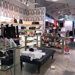 guess jeans fashion 401 biscayne blvd downtown miami fl