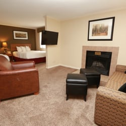 Sterling Hotel Suites 54 Photos 47 Reviews Hotels 11428 Photo Of Sterling Hotel Suites Clive Ia United States