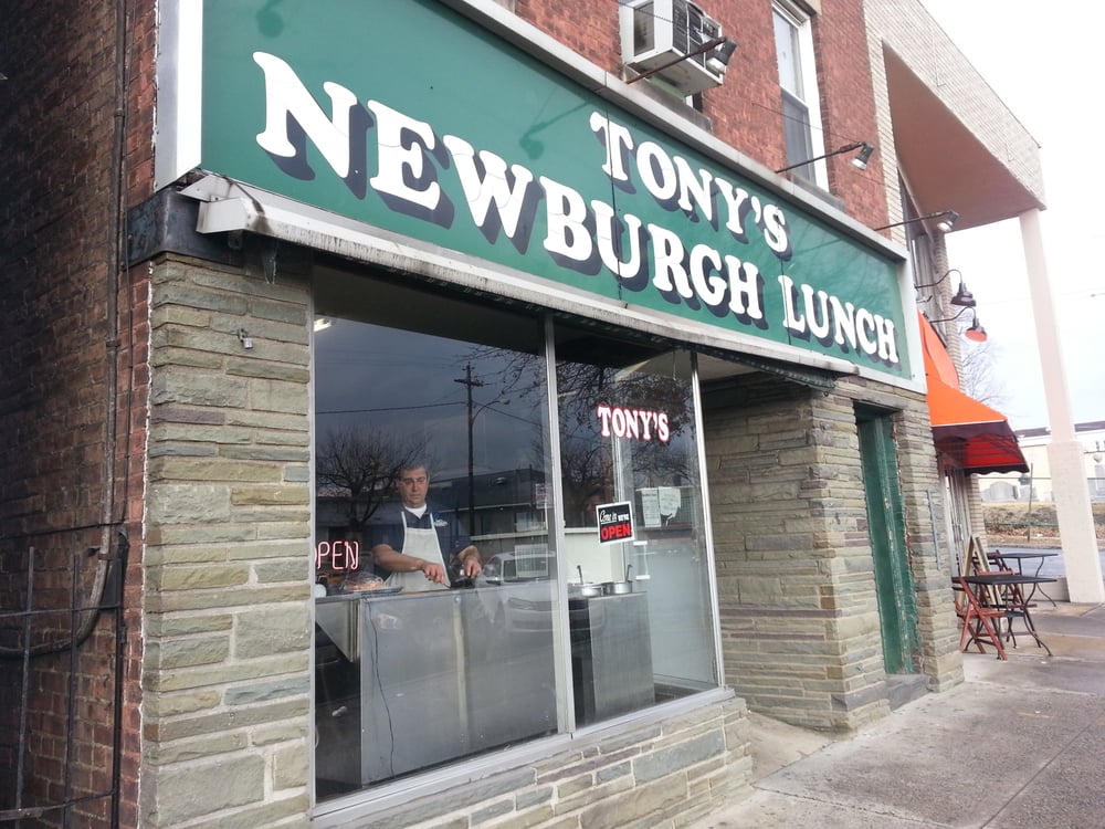 Tony’s Newburgh Lunch 22 Reviews Hot Dogs 348 Broadway, Newburgh
