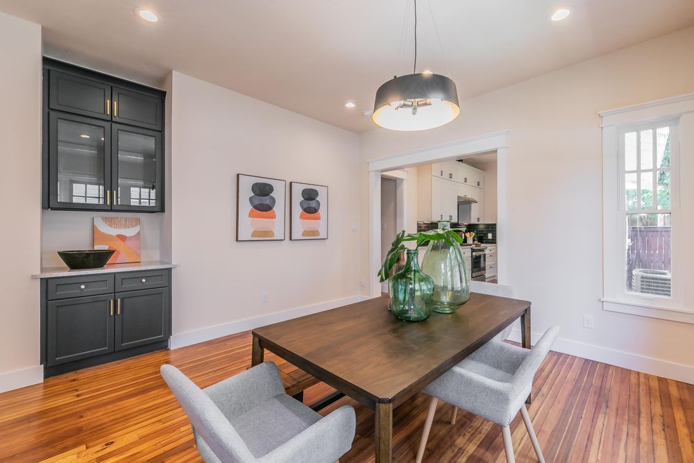 J&K Cabinetry - Dallas