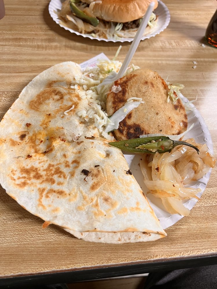 Tacos El Trailero
