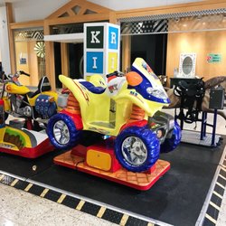 Colony Square Mall - Shopping Centers - 3575 Maple Ave ...