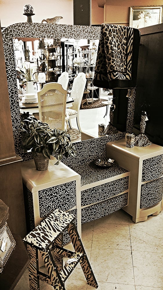 Passiton consignment of home decor Passiton consignment of home decor