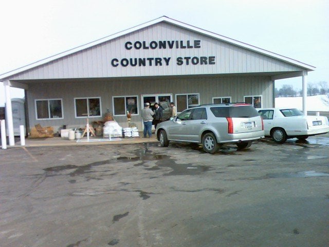 Colonville Country Home Garden 7047 E Rd