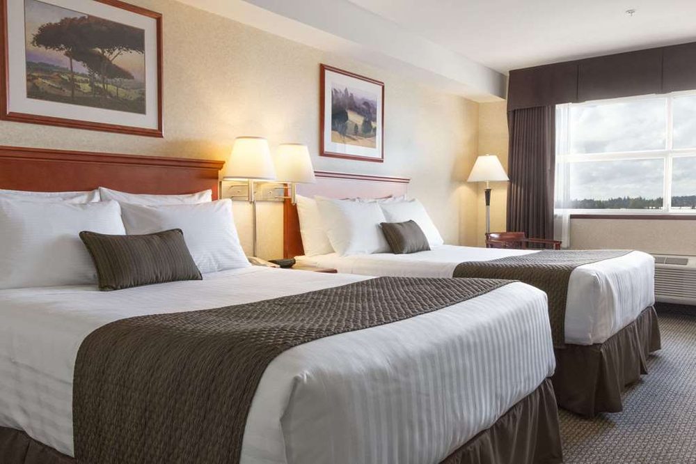 Days Inn & Suites