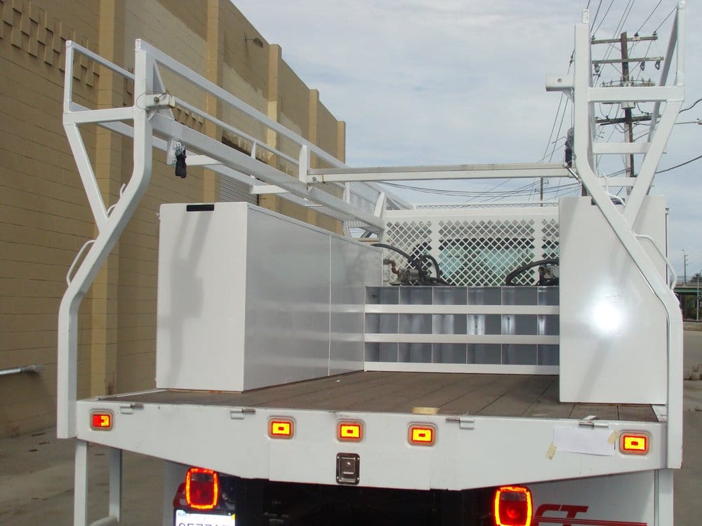 Universal Truck Body & Welding Services
