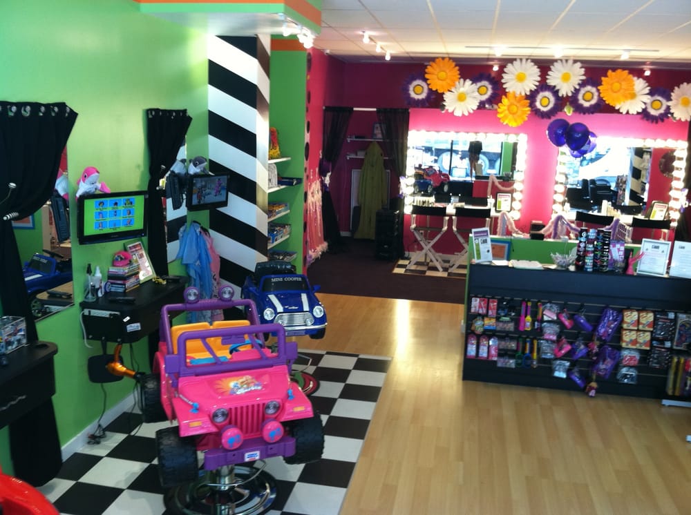 Photos for Sharkey's Cuts for Kids - Yelp