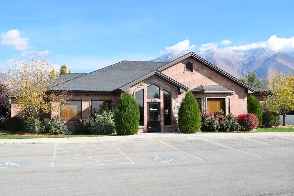 image of business Mapleton Family Dentistry