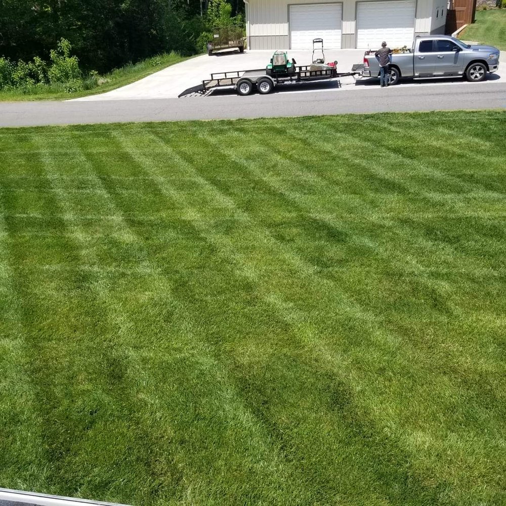 DJ's Lawn Care & Landscaping