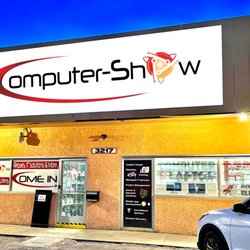 Computer Show photo