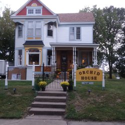 The Orchid House 11 Photos Bed Breakfast 204 W Main St Photo Of The Orchid House Sparta Il United States