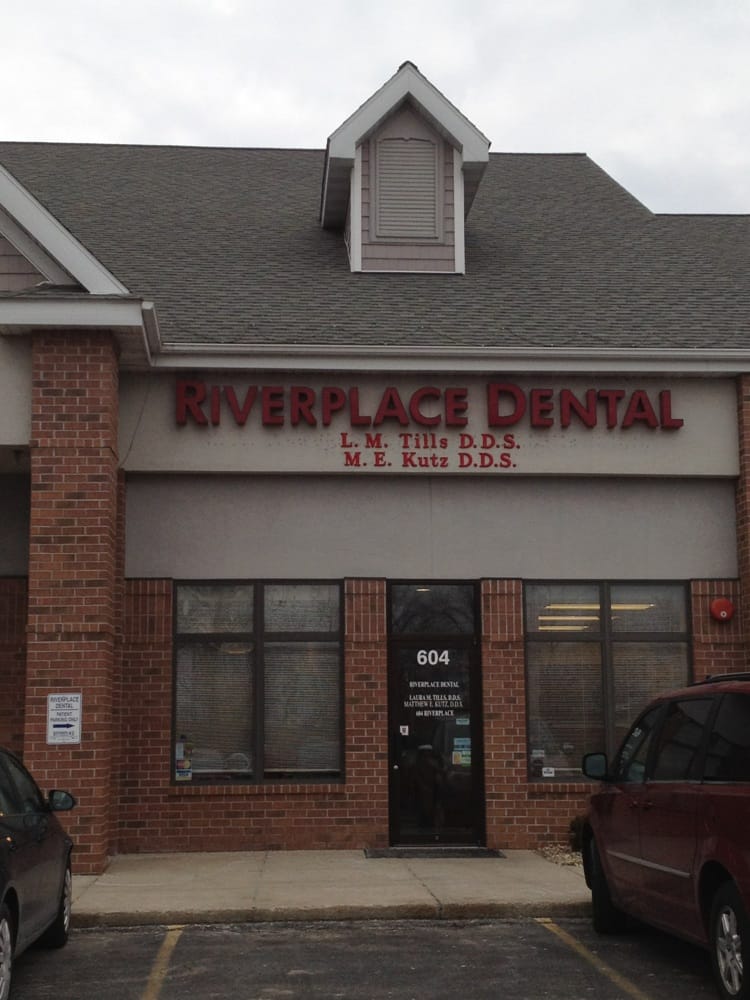 image of business Riverplace Dental