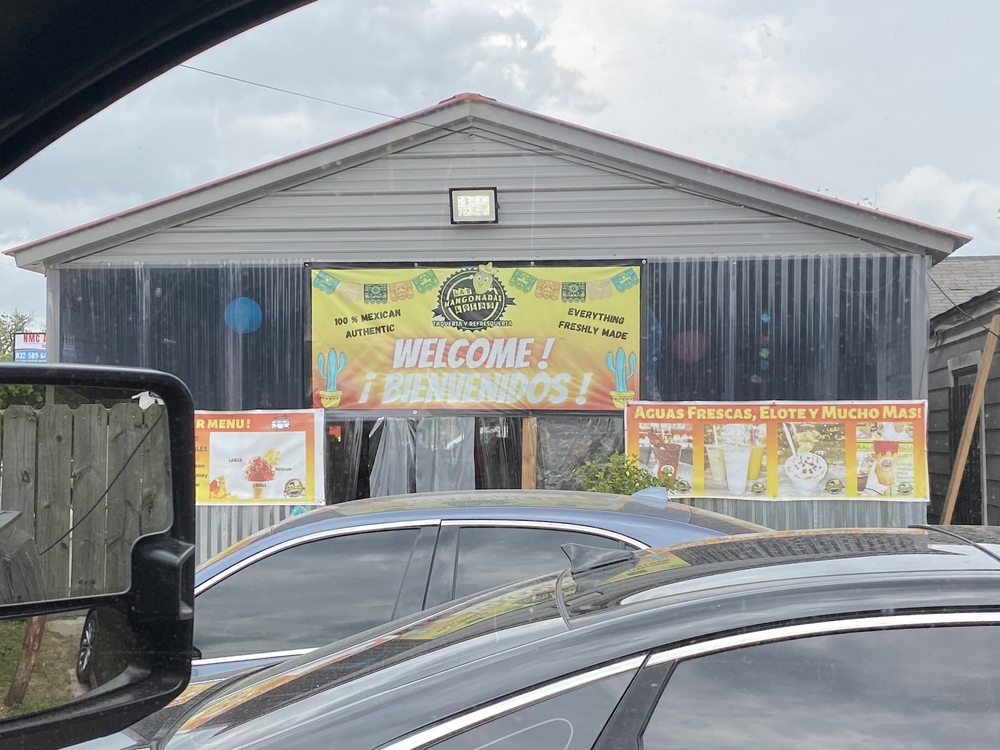 Las Mangonadas Locas Taqueria Y Refresqueria