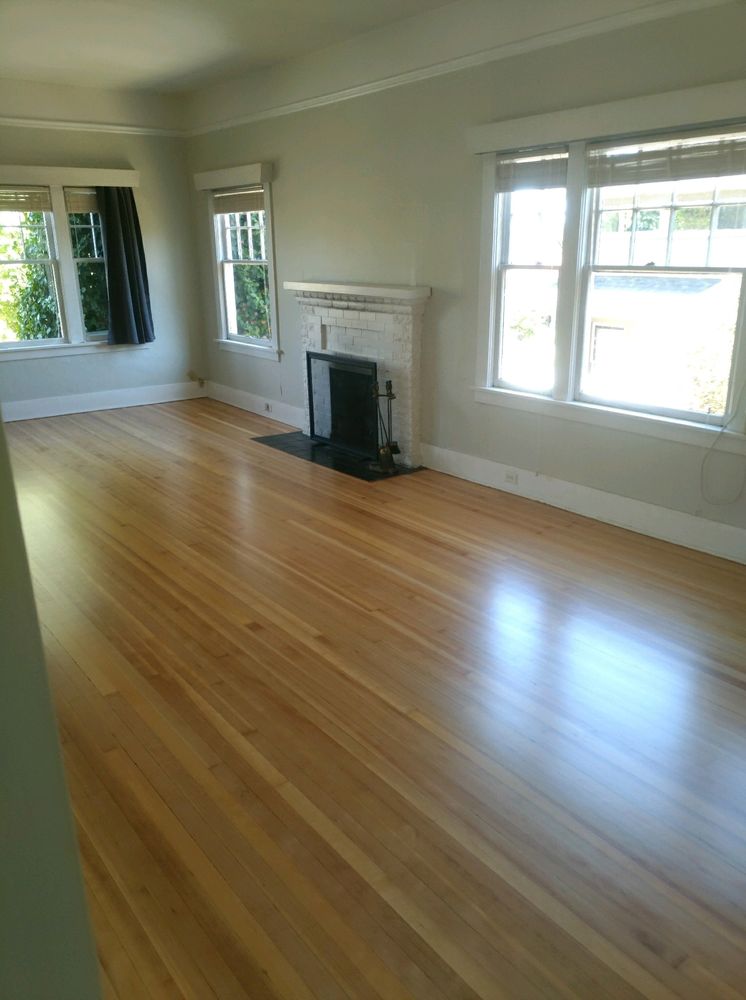 A & B Hardwood Flooring