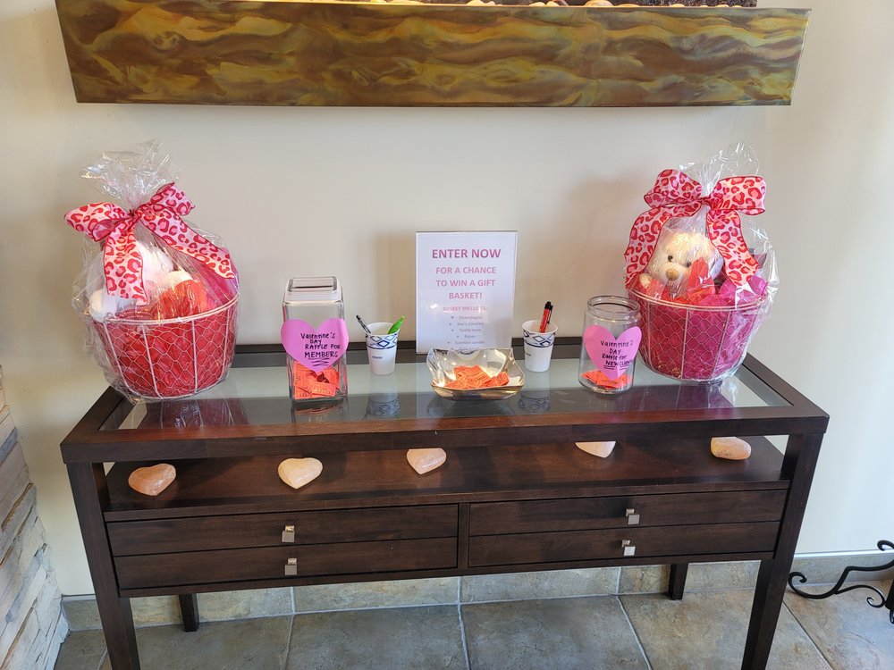Hand & Stone Massage and Facial Spa San Rafael