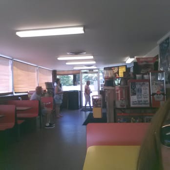 Bob Cheryl S Rainbow Drive In Restaurants 1504 Longwood Ave Photo Of Bob Cheryl S Rainbow Drive In Bedford Va United States
