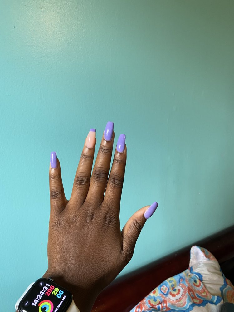 Happy Nails