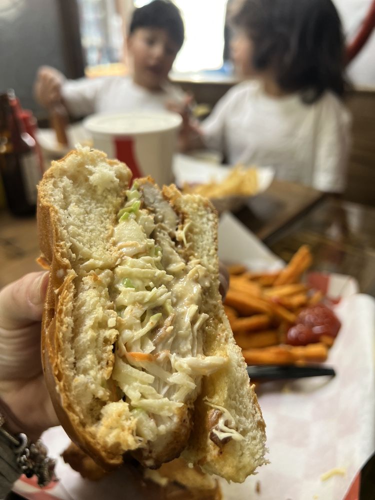 Dunneville Market & Kitchen