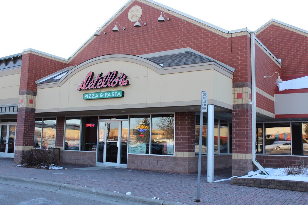 Detello’s 24 Photos & 29 Reviews Pizza 2914 Chestnut St, Chaska