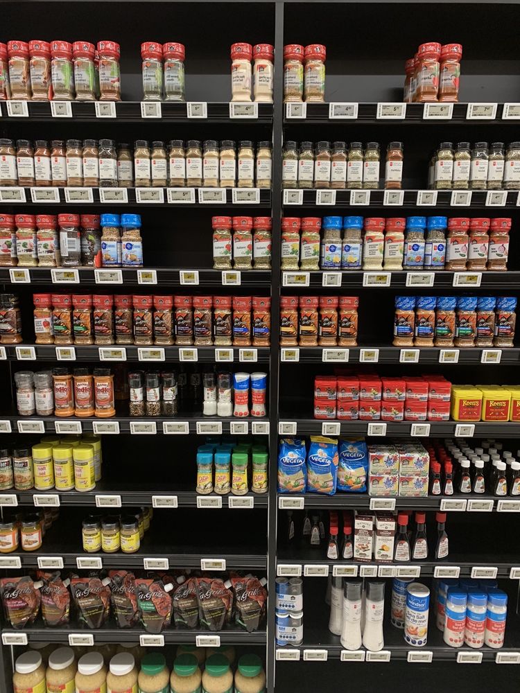 Cosimo’s No Frills