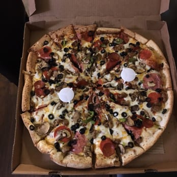 Round Table Pizza Order Food Online 42 Photos 125