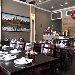 Phnom Penh Restaurant 928 Photos 849 Reviews Cambodian 1514 Photo Of Phnom Penh Restaurant Alameda Ca United States Dining Area