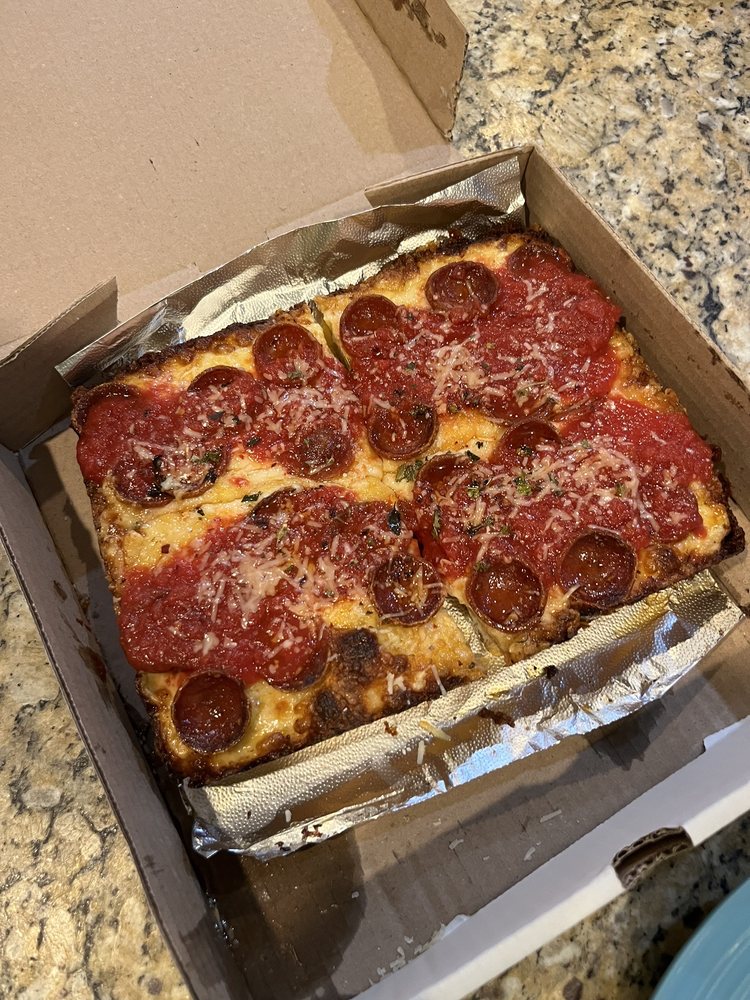 Gold Tooth Tony's Detroit Pizza