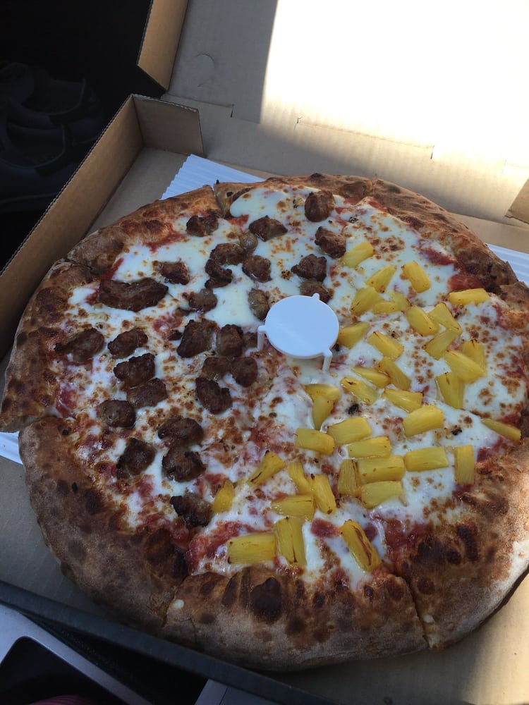 Lamppost pizza coupon fountain valley