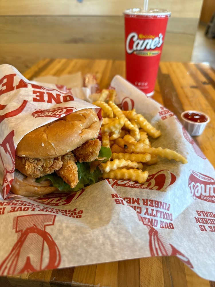 Raising Cane's Chicken Fingers