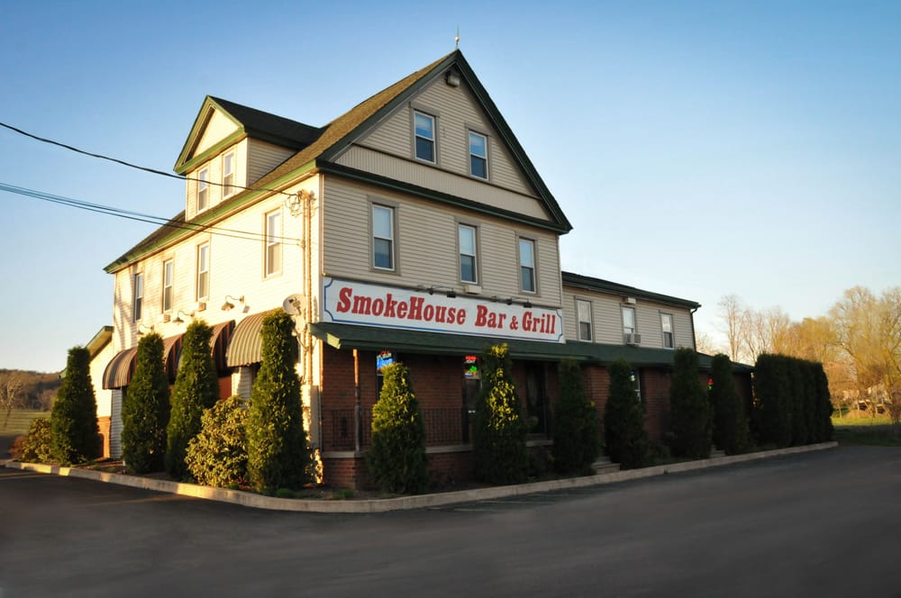 Smokehouse Bar & Grill CLOSED 28 Photos Bars 587 Valley Rd