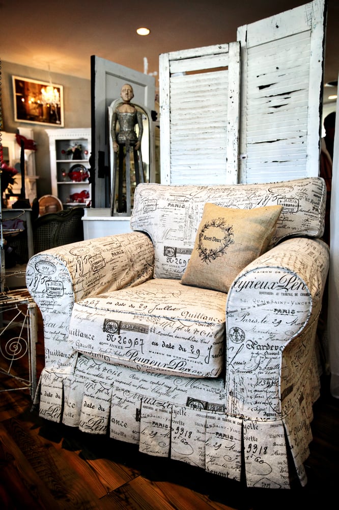 The White Rabbit 18 Photos Antiques 9030 Manchester Rd, Brentwood