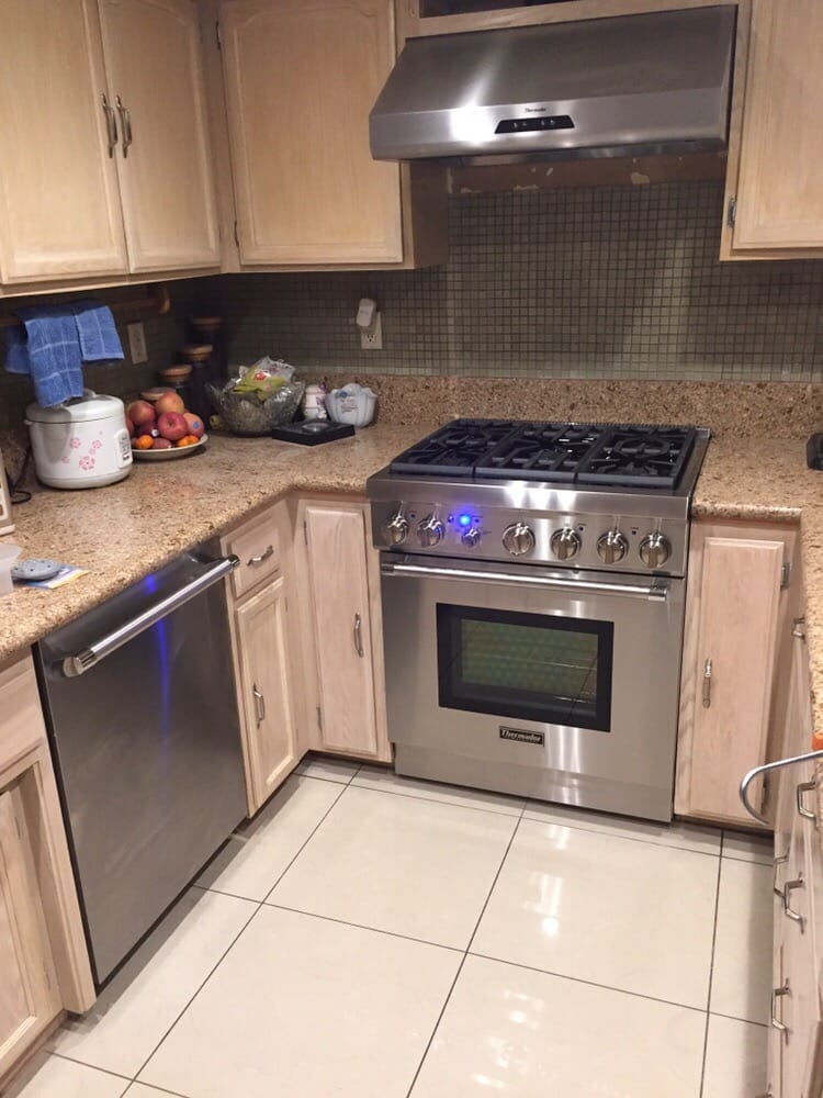 Thermador Pro range, hood, and dishwasher installed by