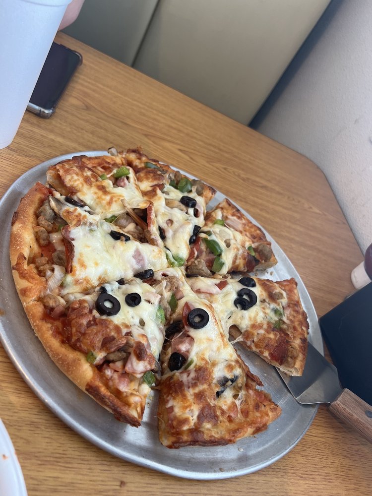 Little J's Pizza & Subs