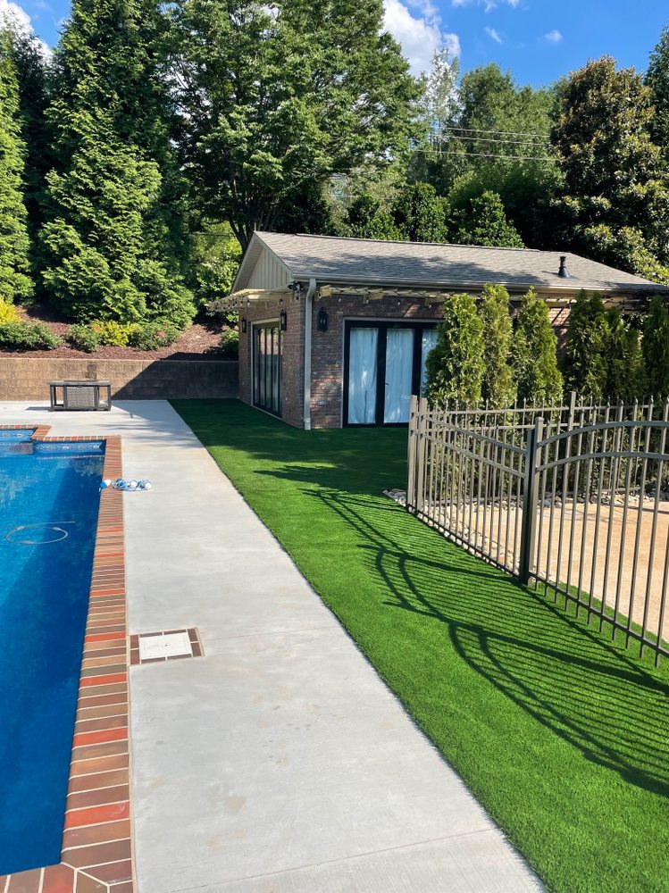 MO's Lawn Care and Landscaping