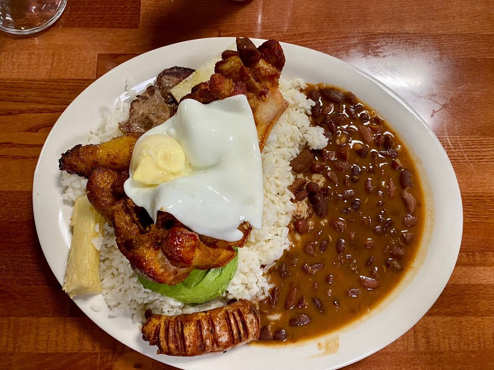El Paisa Colombian Restaurant
