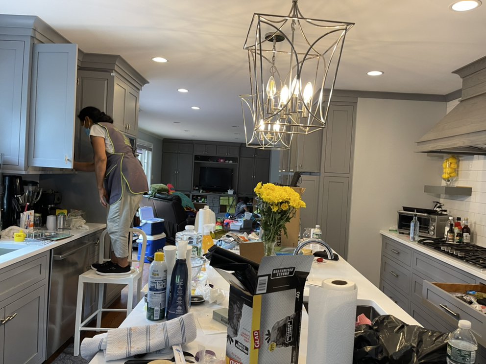 Experienced House Cleaning and Organizing by Jenny LLC
