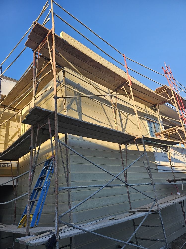 Recinos Siding & Decking