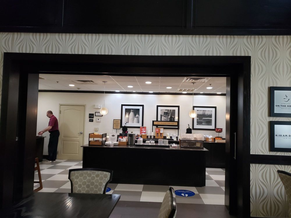 Hampton Inn & Suites Denison