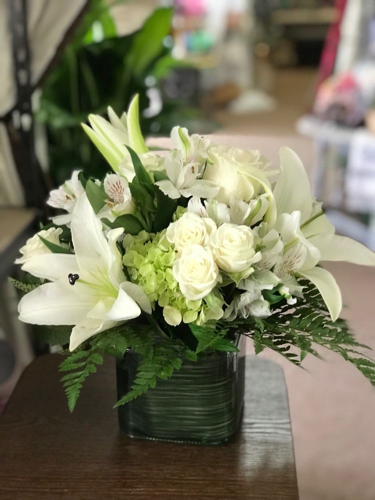 The Flowerroom Florist And Gifts