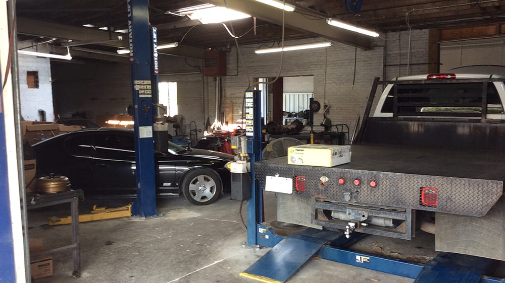 HiTech Transmission Transmission Repair 1401 E 11th St, The Pearl